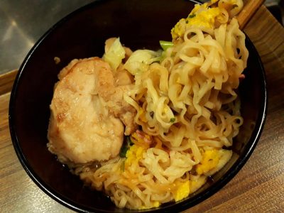 チキンラーメン　とりじん　コラボ　遠山ジンギス