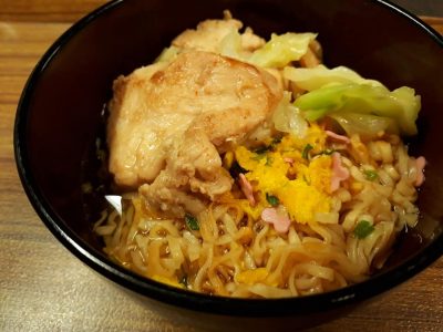 チキンラーメン　とりじん　コラボ　遠山ジンギス